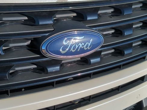 Used 2016 Ford Explorer Sport w/ Equipment Group 401A image 11