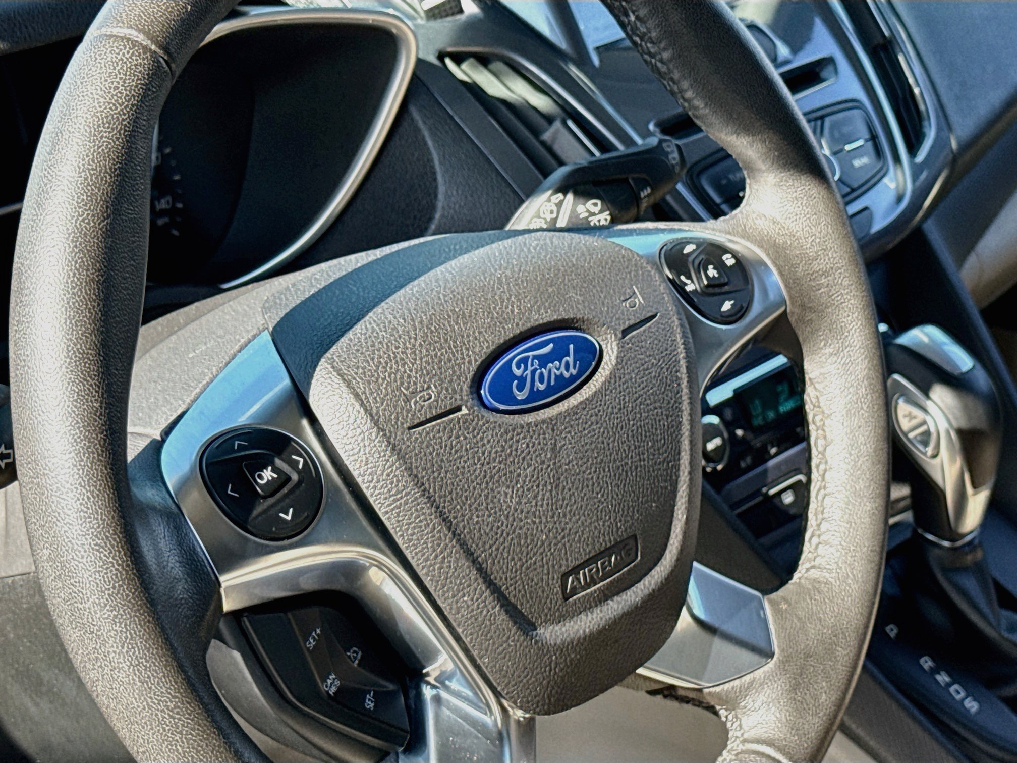 Used 2018 Ford Transit Connect Titanium FWD image 12