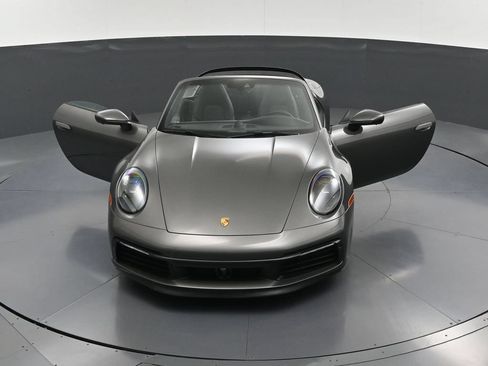 Certified 2023 Porsche 911 Carrera 4S AWD/4WD image 37