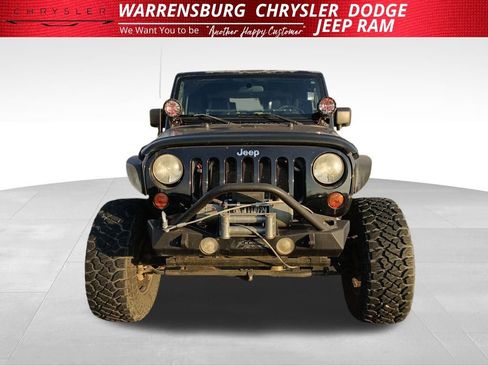 Used 2009 Jeep Wrangler X image 9