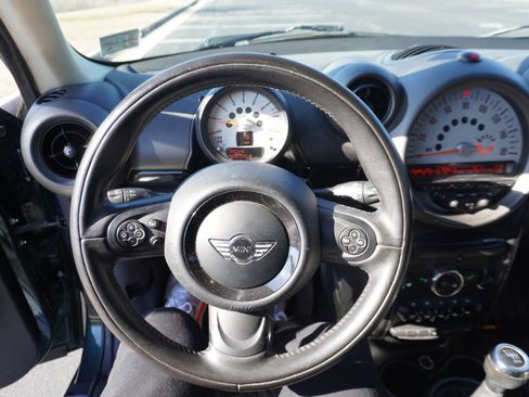 Used 2011 MINI Cooper Countryman image 32