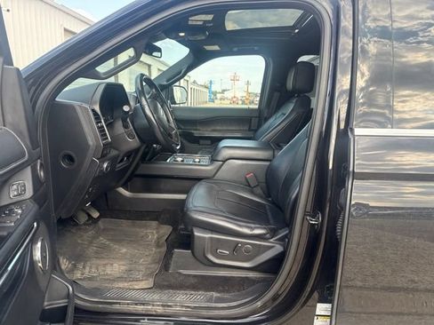 Used 2019 Ford Expedition Max Limited w/ Equipment Group 301A AWD/4WD image 4