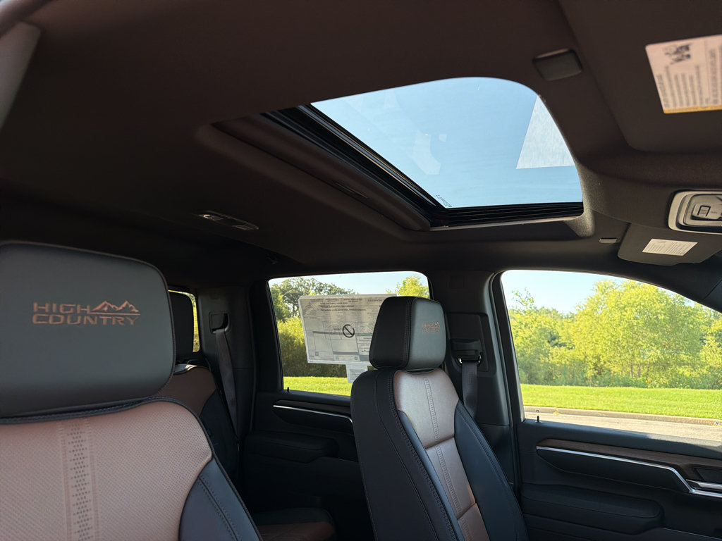 New 2026 Chevrolet Silverado 2500 High Country w/ High Country Premium Package AWD/4WD image 30
