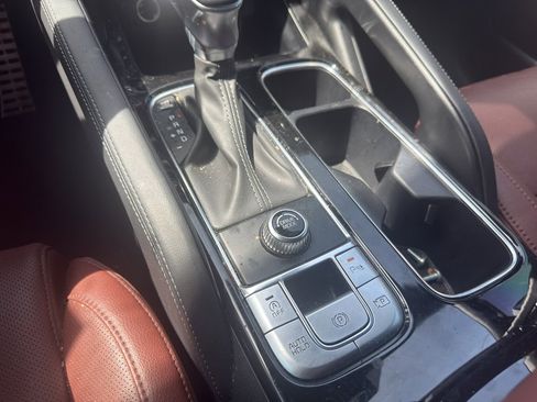 Used 2023 Kia Telluride SX image 22