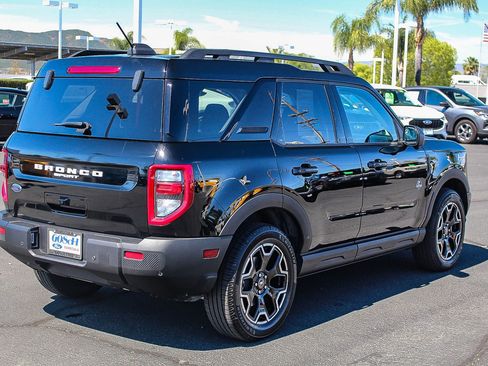 Certified 2025 Ford Bronco Sport Outer Banks w/ Outer Banks Tech Package+ AWD/4WD image 6