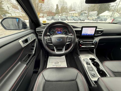 Used 2024 Ford Explorer ST-Line w/ Class IV Trailer Tow Package image 45