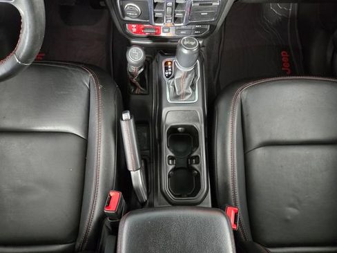 Used 2020 Jeep Wrangler Unlimited Rubicon AWD/4WD image 25