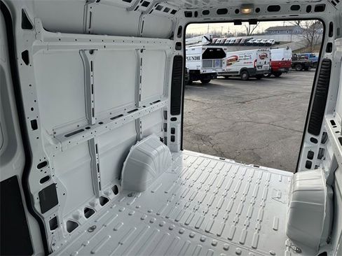 Used 2025 RAM ProMaster 2500 image 12