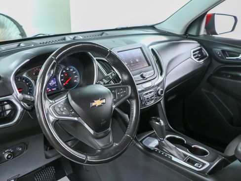 Used 2020 Chevrolet Equinox LT FWD image 22
