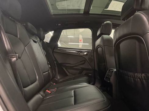 Certified 2026 Porsche Macan w/ Premium Package Plus AWD/4WD image 28