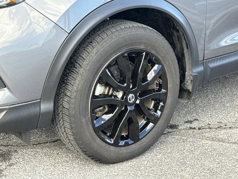 Used 2022 Nissan Rogue Sport SV w/ Technology Package image 7