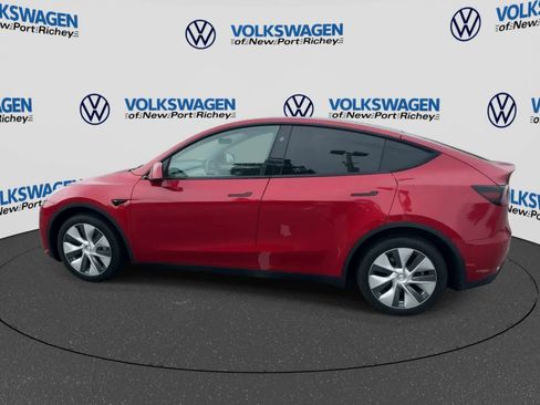 Used 2023 Tesla Model Y Long Range AWD/4WD image 5