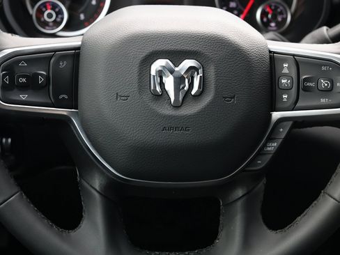 Used 2025 RAM 3500 Lone Star image 19