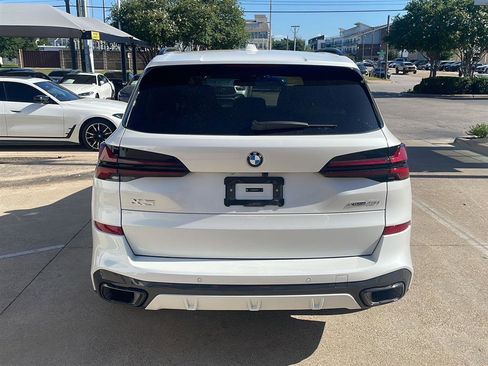 Used 2026 BMW X5 xDrive40i w/ M Sport Package AWD/4WD image 5