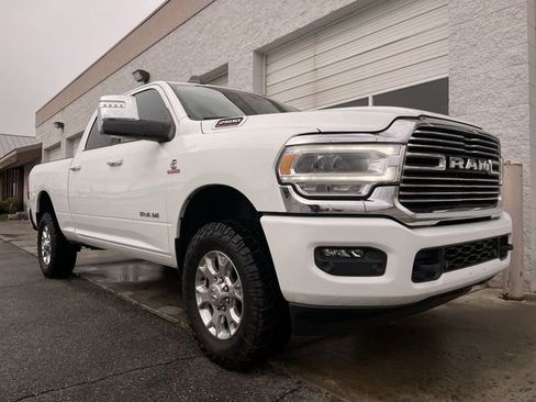 Used 2024 RAM 2500 Laramie AWD/4WD image 10