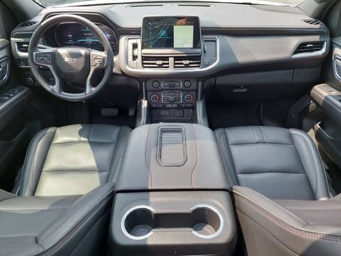 Used 2024 Chevrolet Tahoe RST w/ Luxury Package AWD/4WD image 3