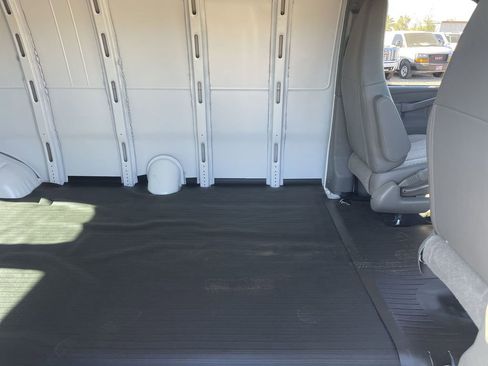 New 2025 GMC Savana 2500 Extended w/ Driver Convenience Package image 25