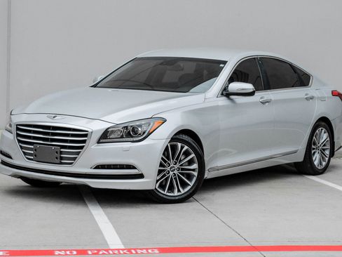 Used 2016 Hyundai Genesis 3.8 AWD/4WD image 6