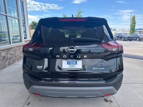 Used 2023 Nissan Rogue SV AWD/4WD image 4
