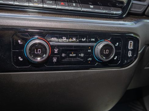 Used 2024 Chevrolet Silverado 1500 LT AWD/4WD image 19