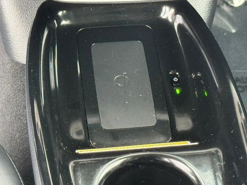 Used 2019 Toyota Prius Prime Premium image 20