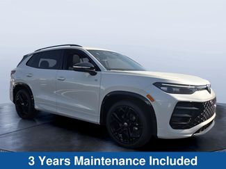 New 2026 Volkswagen Tiguan SE R-Line FWD video 1