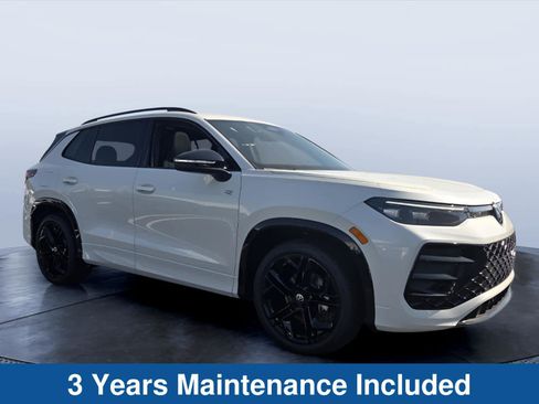 New 2026 Volkswagen Tiguan SE R-Line FWD image 1