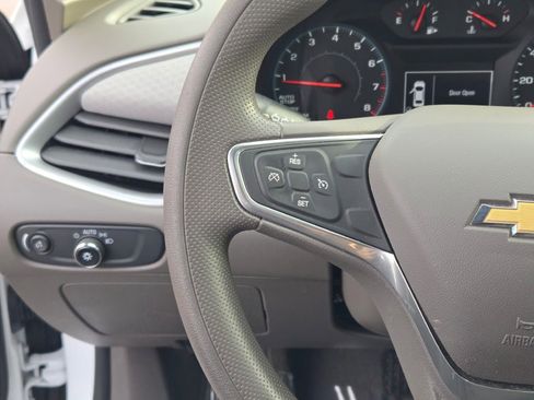 Used 2022 Chevrolet Malibu LT image 25