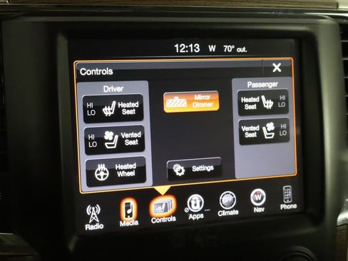 Used 2014 RAM 1500 Laramie AWD/4WD image 30