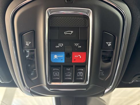 New 2026 Jeep Grand Wagoneer Limited AWD/4WD image 30