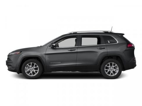 Used 2016 Jeep Cherokee Latitude w/ Comfort/Convenience Group image 3