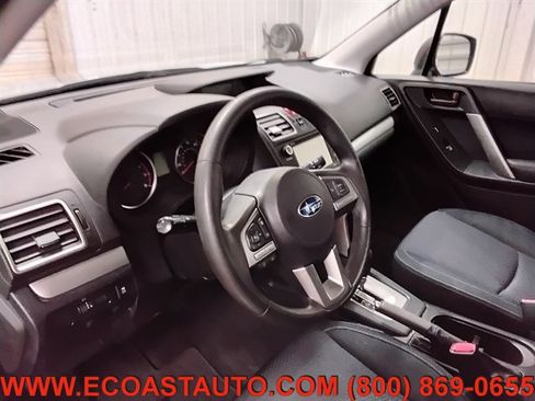 Used 2017 Subaru Forester 2.5i w/ Alloy Wheel Package image 11