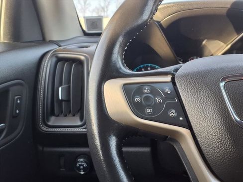 Certified 2022 GMC Canyon Denali image 10