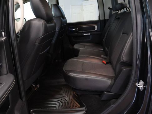 Used 2016 RAM 1500 Laramie w/ Convenience Group AWD/4WD image 13