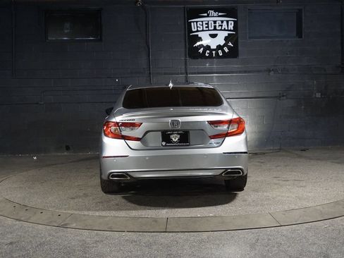 Used 2021 Honda Accord Touring image 5