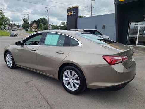 Used 2022 Chevrolet Malibu LT image 8