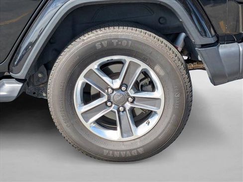 Used 2020 Jeep Wrangler Unlimited Sahara w/ Uconnect 4C Nav & Sound Group image 13