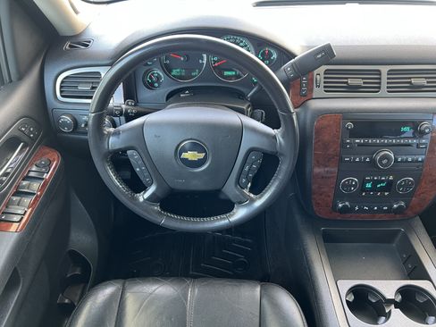 Used 2011 Chevrolet Silverado 3500 LTZ AWD/4WD image 29