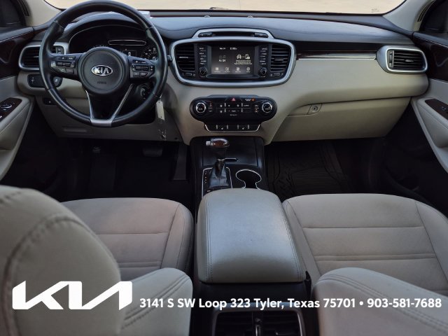Used 2017 Kia Sorento FWD w/ LX Convenience Package image 26