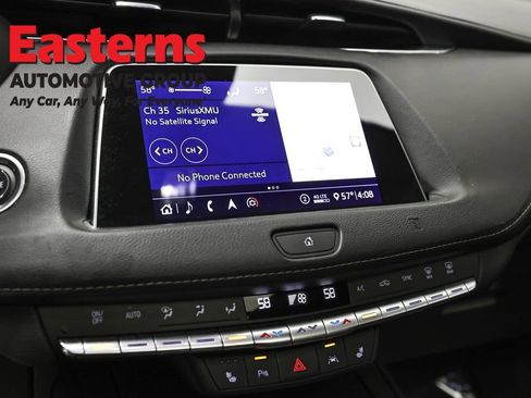 Used 2020 Cadillac XT4 Premium Luxury w/ Sun And Sound Package AWD/4WD image 21