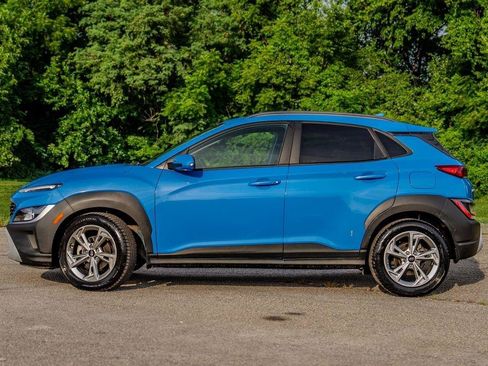 Used 2022 Hyundai Kona SEL w/ Convenience Package FWD image 5