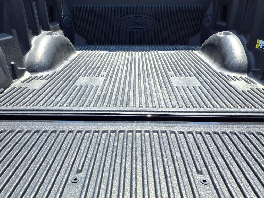 Used 2025 Ford F150 XLT w/ Equipment Group 302A MID RWD image 11