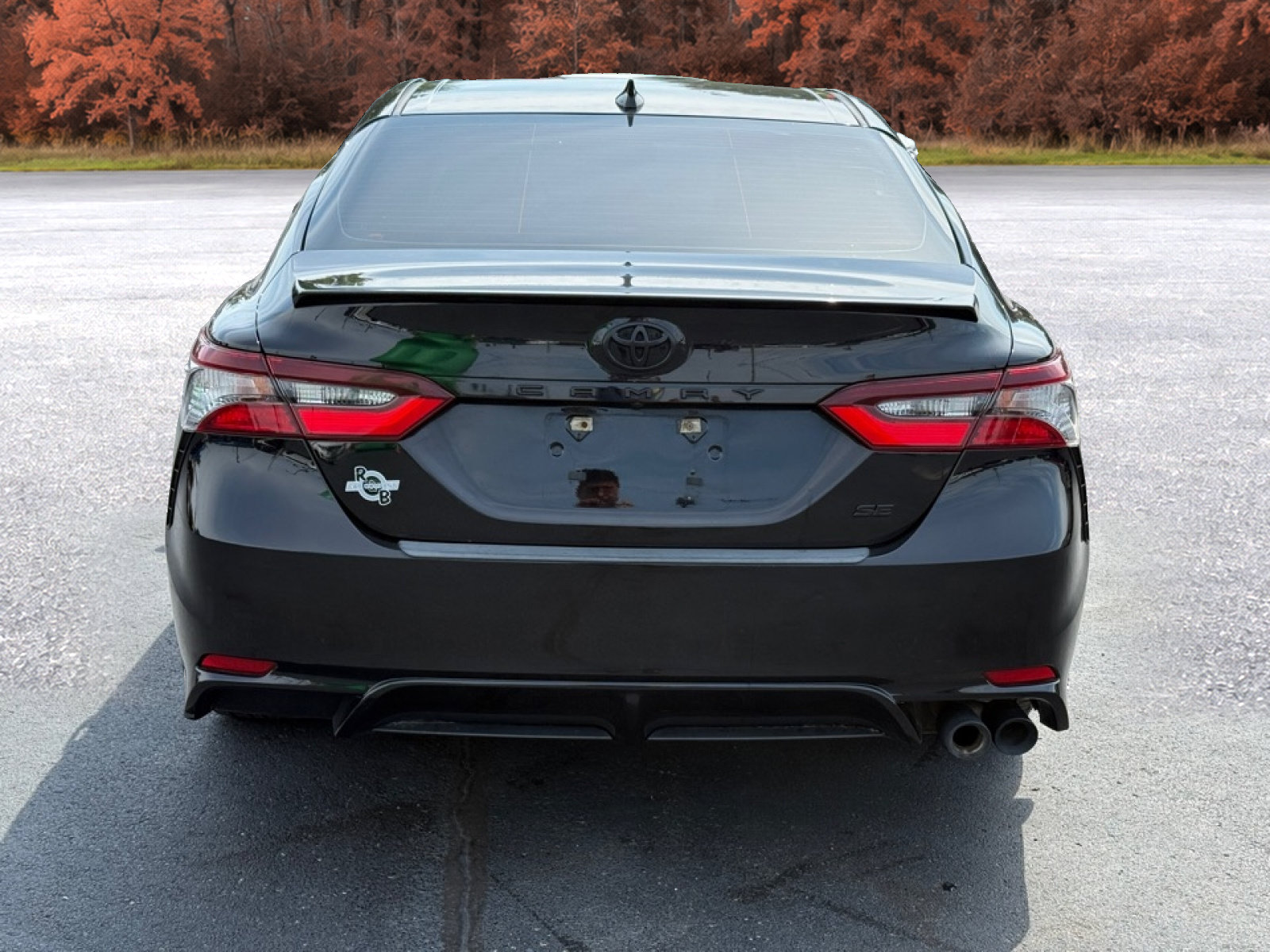 Used 2022 Toyota Camry SE w/ Convenience Package FWD image 7