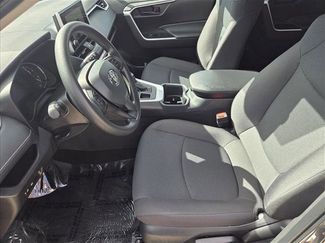 New 2025 Toyota RAV4 LE video 4