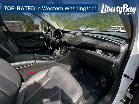 Used 2018 Buick Envision Essence w/ LPO, Hit The Road Package AWD/4WD image 12