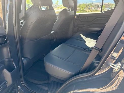 Used 2025 Toyota 4Runner TRD Off-Road Premium w/ Tow Technology Package AWD/4WD image 18