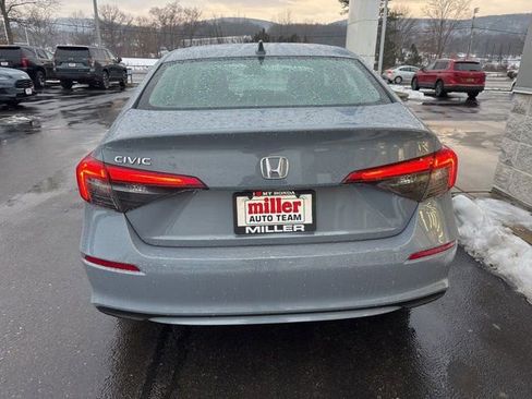 Used 2024 Honda Civic EX image 5