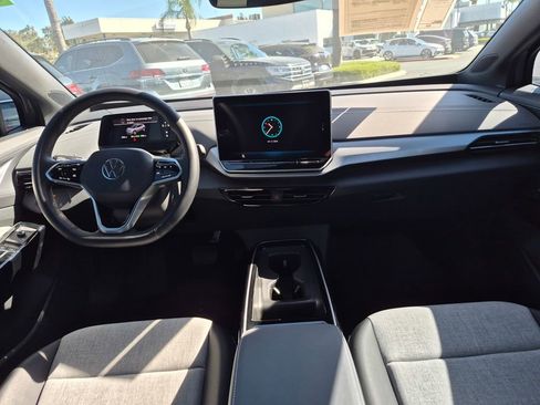 Used 2025 Volkswagen ID.4 Pro image 30