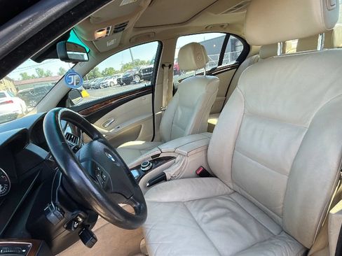 Used 2008 BMW 528i Sedan RWD image 2