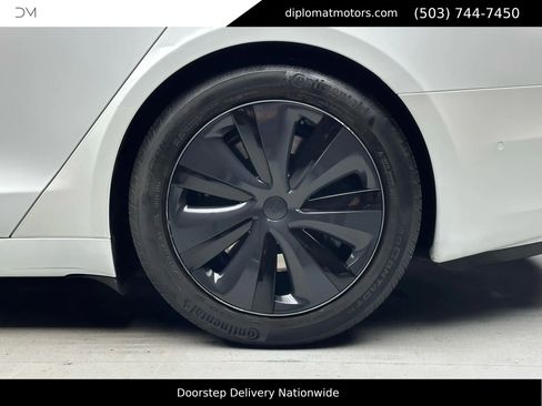 Used 2023 Tesla Model S Standard Range image 36